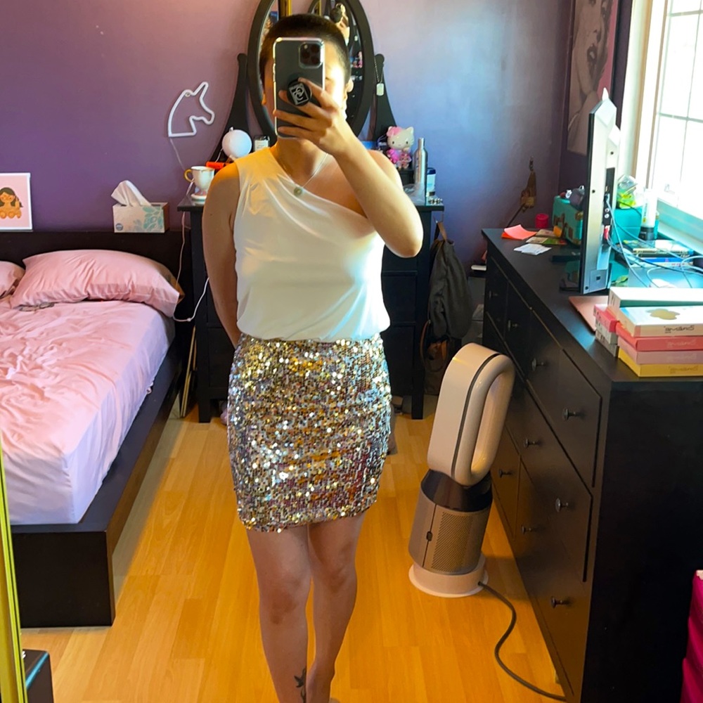 One shoulder, sequin, dress. - Picture 7 of 10